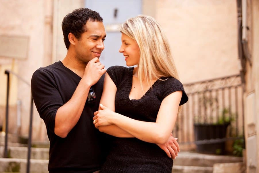things to talk about with your girlfriend image 2