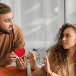 نشانه‌های فرندزون : 30 نشانه