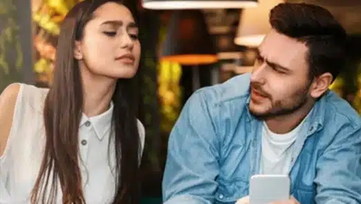 چطور چت‌های اول رابطه، آینده زندگی‌ات را پیش‌بینی می‌کنند؟